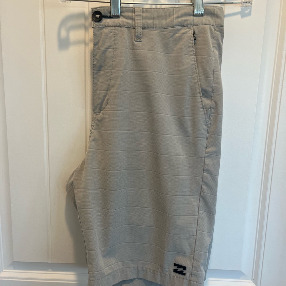 Billabong Men's Khaki Shorts